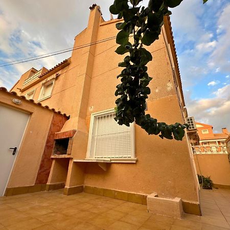 Chalet En La Mata A 50 Metros De La Playa Torrevieja Kültér fotó